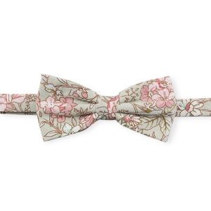 Light Sage Floral Pre-Tied Boys Bow Tie